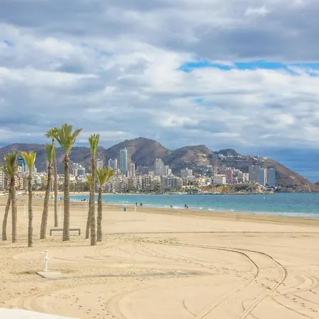 Colom Vacaciones Felices * Салоу